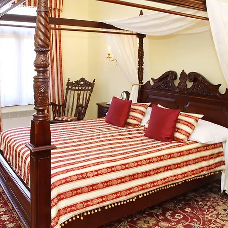 King Charles Boutique Residence-2